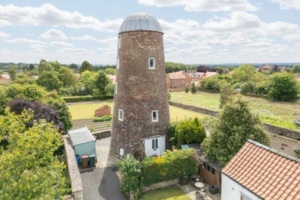 5 quirky homes for sale right now